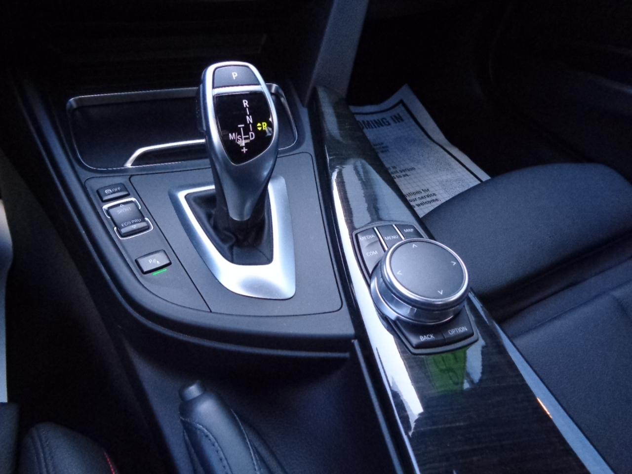 BMW 3 Series 330i xDrive Sedan 2018