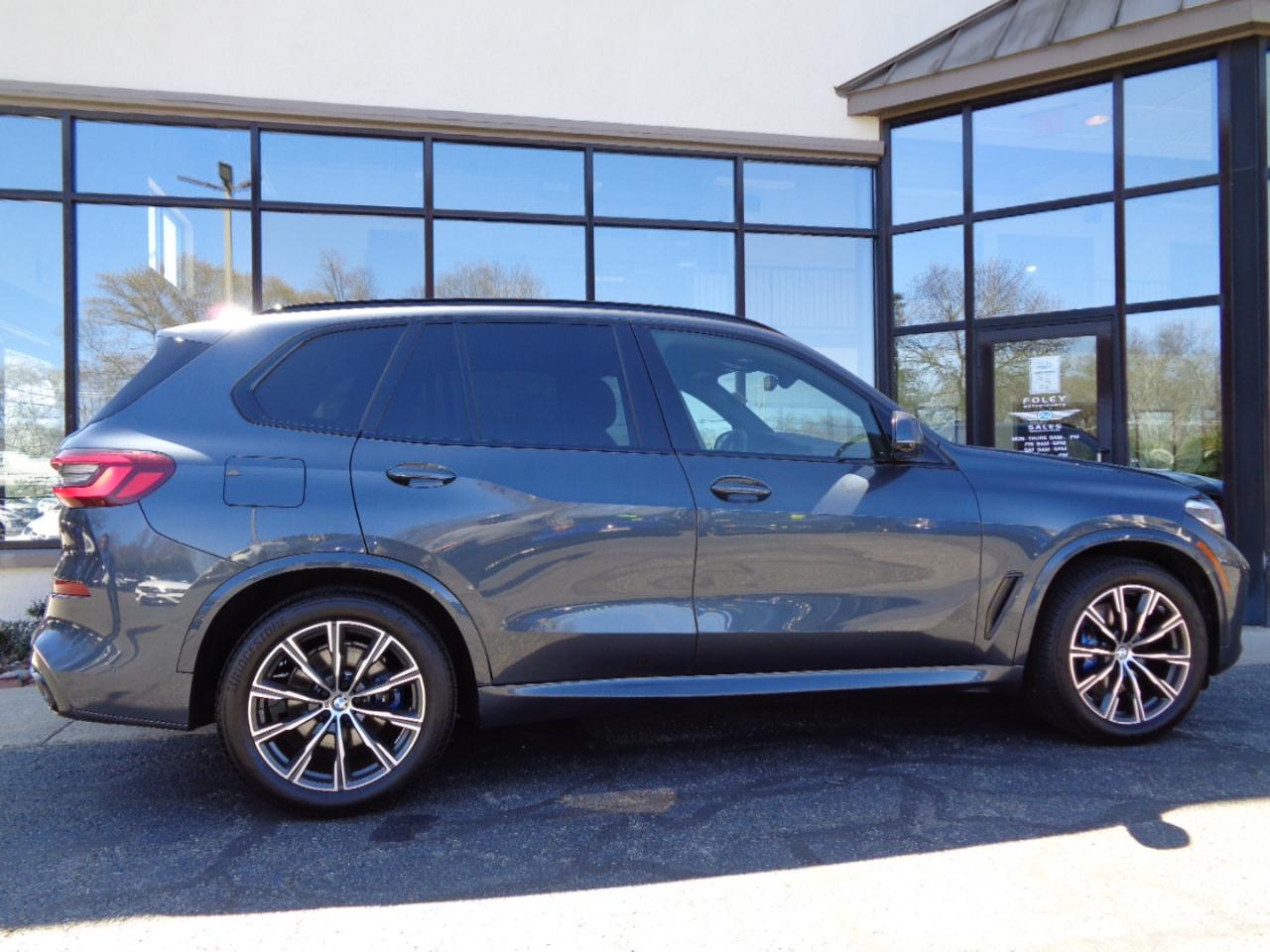 BMW X5 xDrive40i Sports Activity Vehicle 2022
