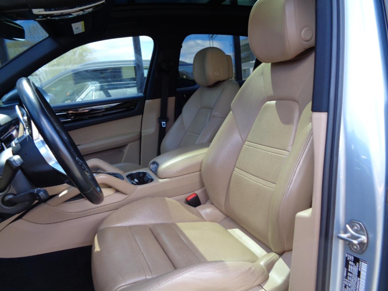 Porsche Cayenne AWD 2021