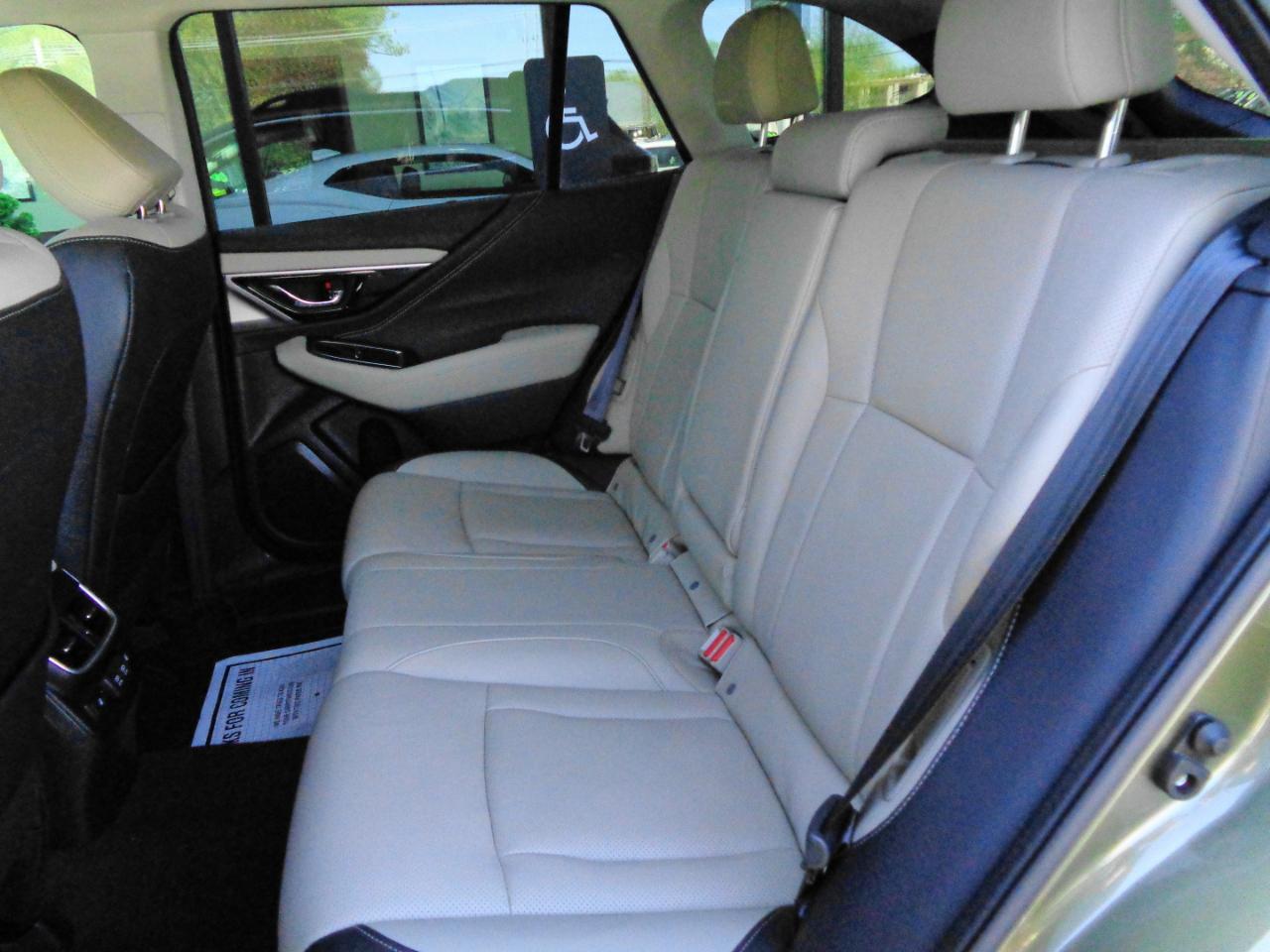 Subaru Outback Limited CVT 2021
