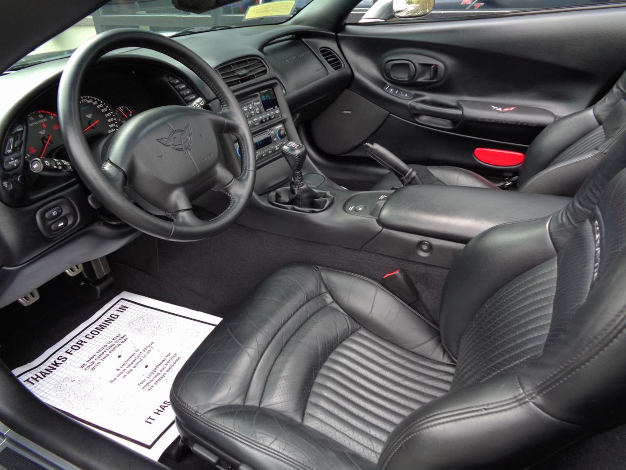 Chevrolet Corvette 2dr Convertible 2004