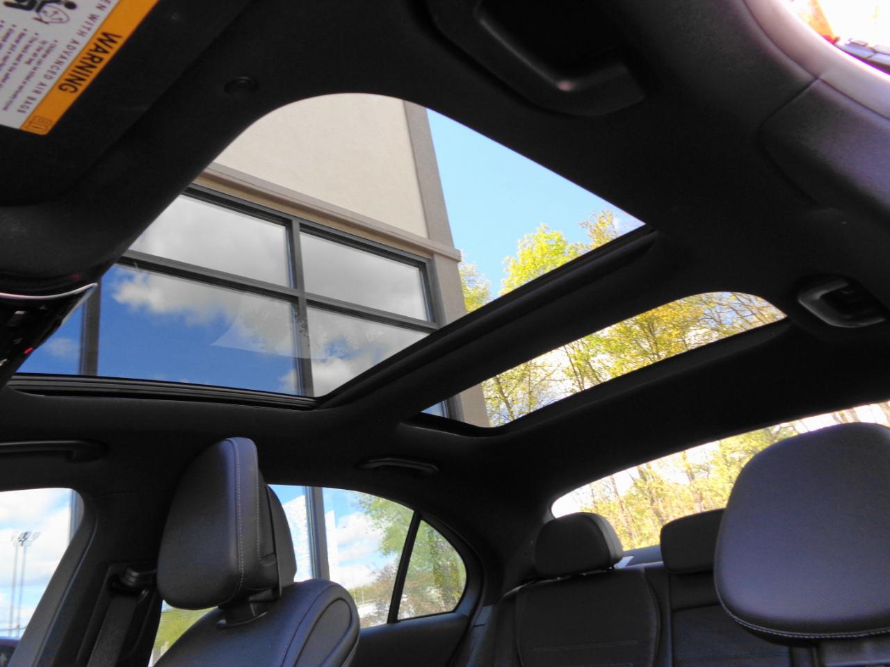 Mercedes-Benz C-Class C 300 4MATIC Sedan 2023