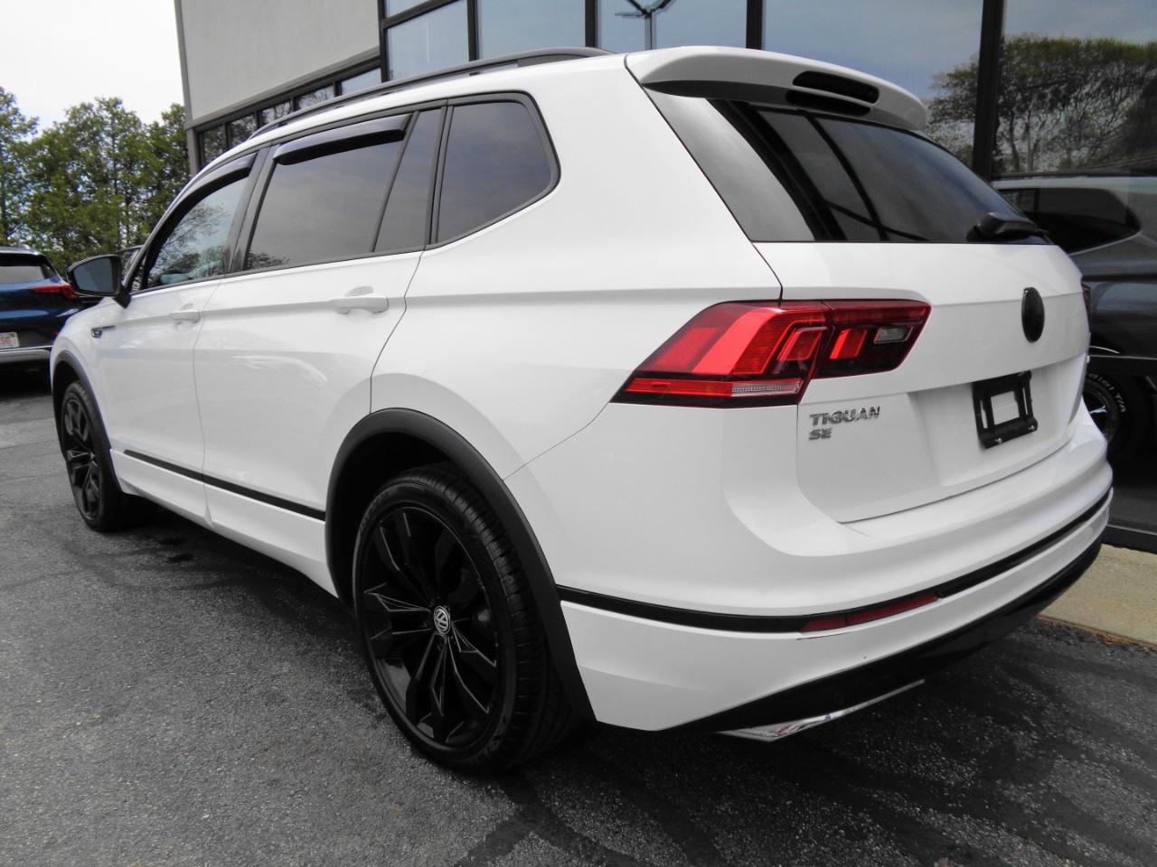 Volkswagen Tiguan 2.0T SE R-Line Black 4MOTION 2021