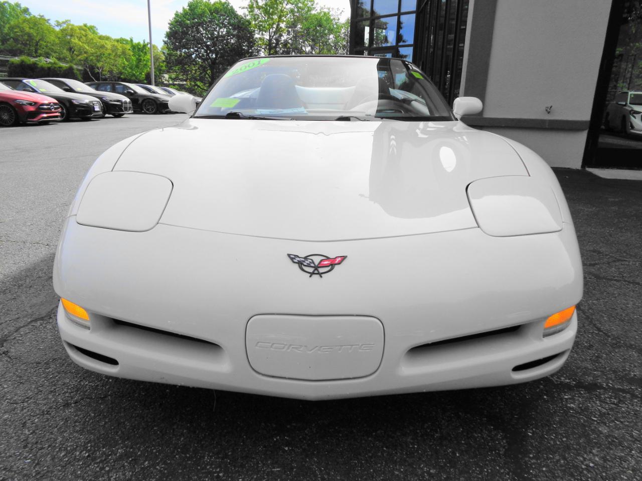 Chevrolet Corvette 2dr Convertible 2001