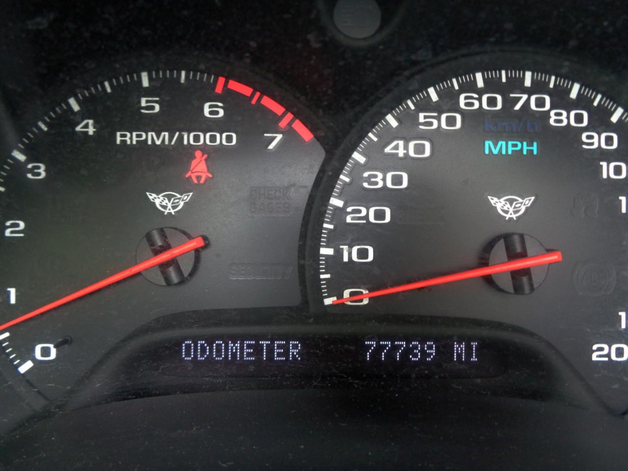 Chevrolet Corvette 2dr Convertible 2001