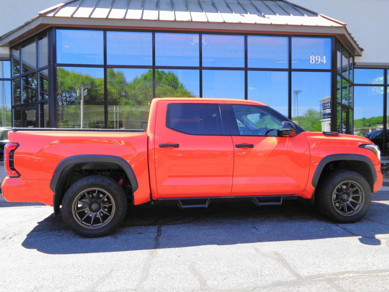 Toyota Tundra 4WD TRD Pro Hybrid CrewMax 5.5' Bed (Natl) 2023