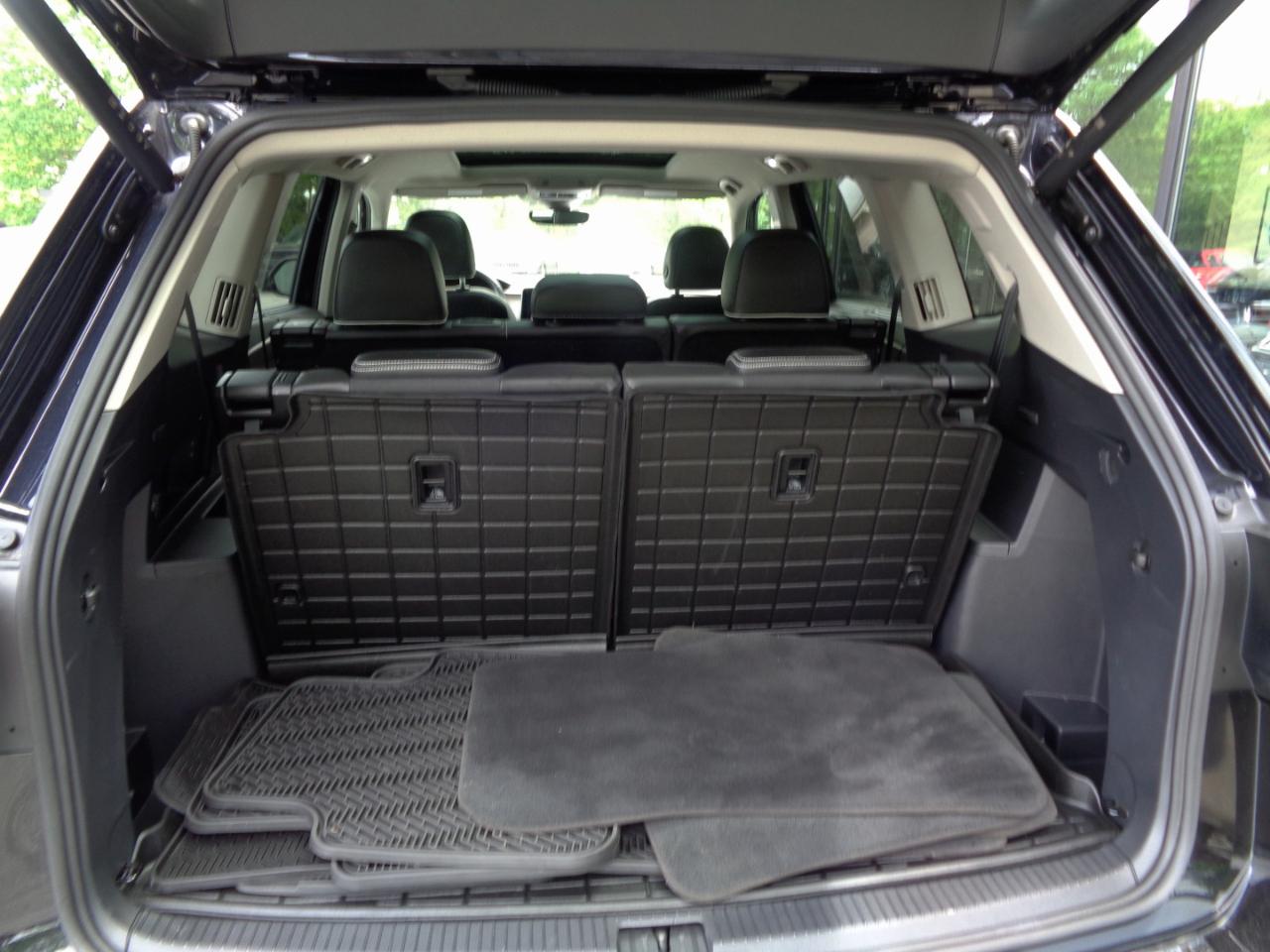 Volkswagen Atlas 2.0T SEL Premium R-Line 4MOTION 2024
