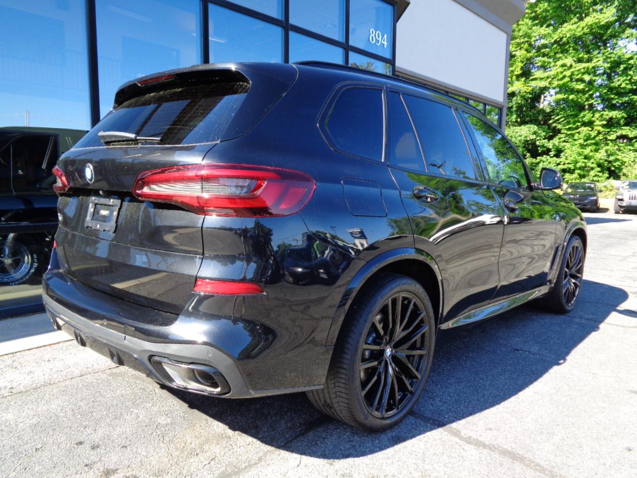 BMW X5 xDrive40i Sports Activity Vehicle 2023