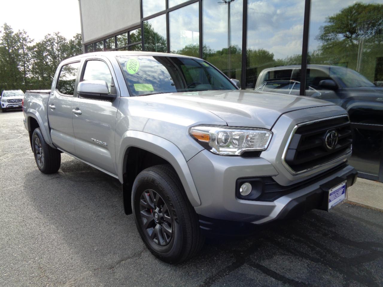 Toyota Tacoma 4WD SR5 Double Cab 5' Bed V6 AT (Natl) 2020