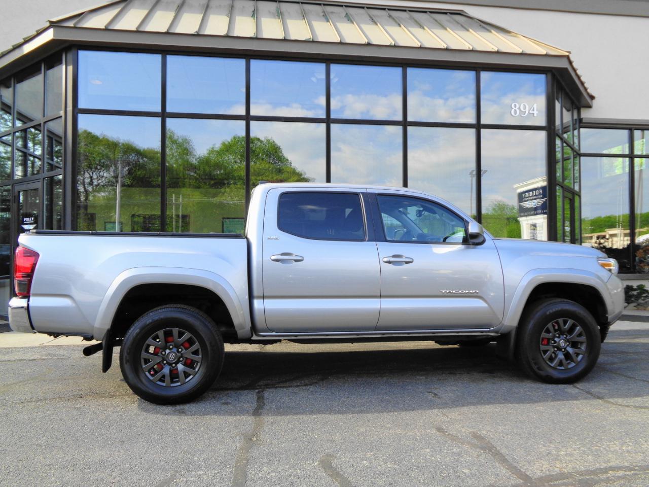 Toyota Tacoma 4WD SR5 Double Cab 5' Bed V6 AT (Natl) 2020