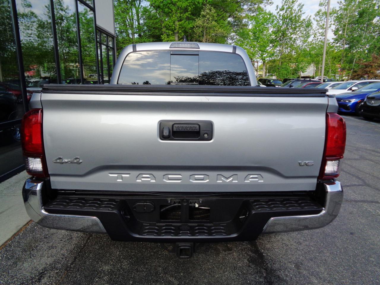 Toyota Tacoma 4WD SR5 Double Cab 5' Bed V6 AT (Natl) 2020