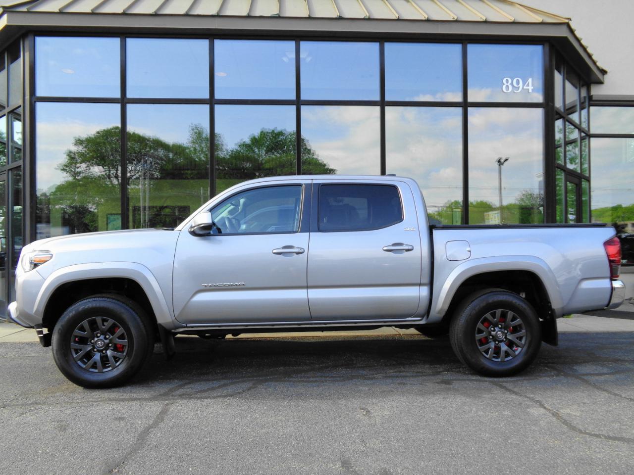Toyota Tacoma 4WD SR5 Double Cab 5' Bed V6 AT (Natl) 2020