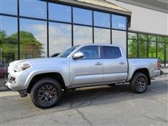 2020 Toyota Tacoma 4WD 