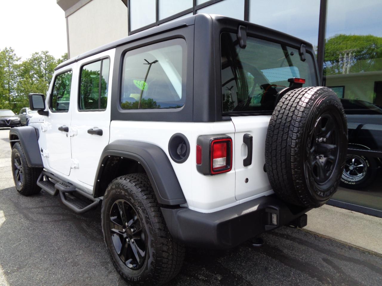 Jeep Wrangler Unlimited Sport 4x4 2022