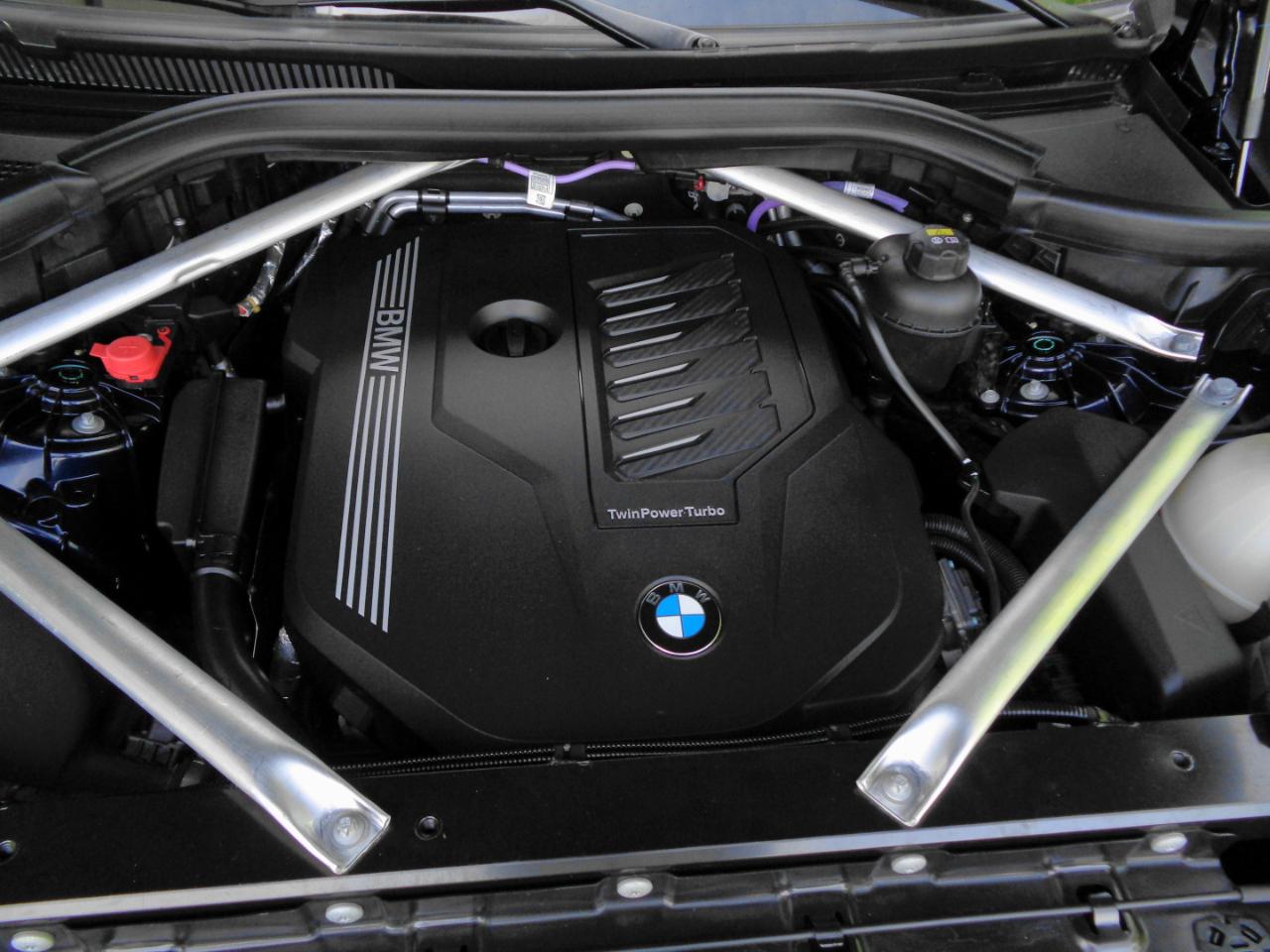 BMW X5 xDrive40i Sports Activity Vehicle 2021