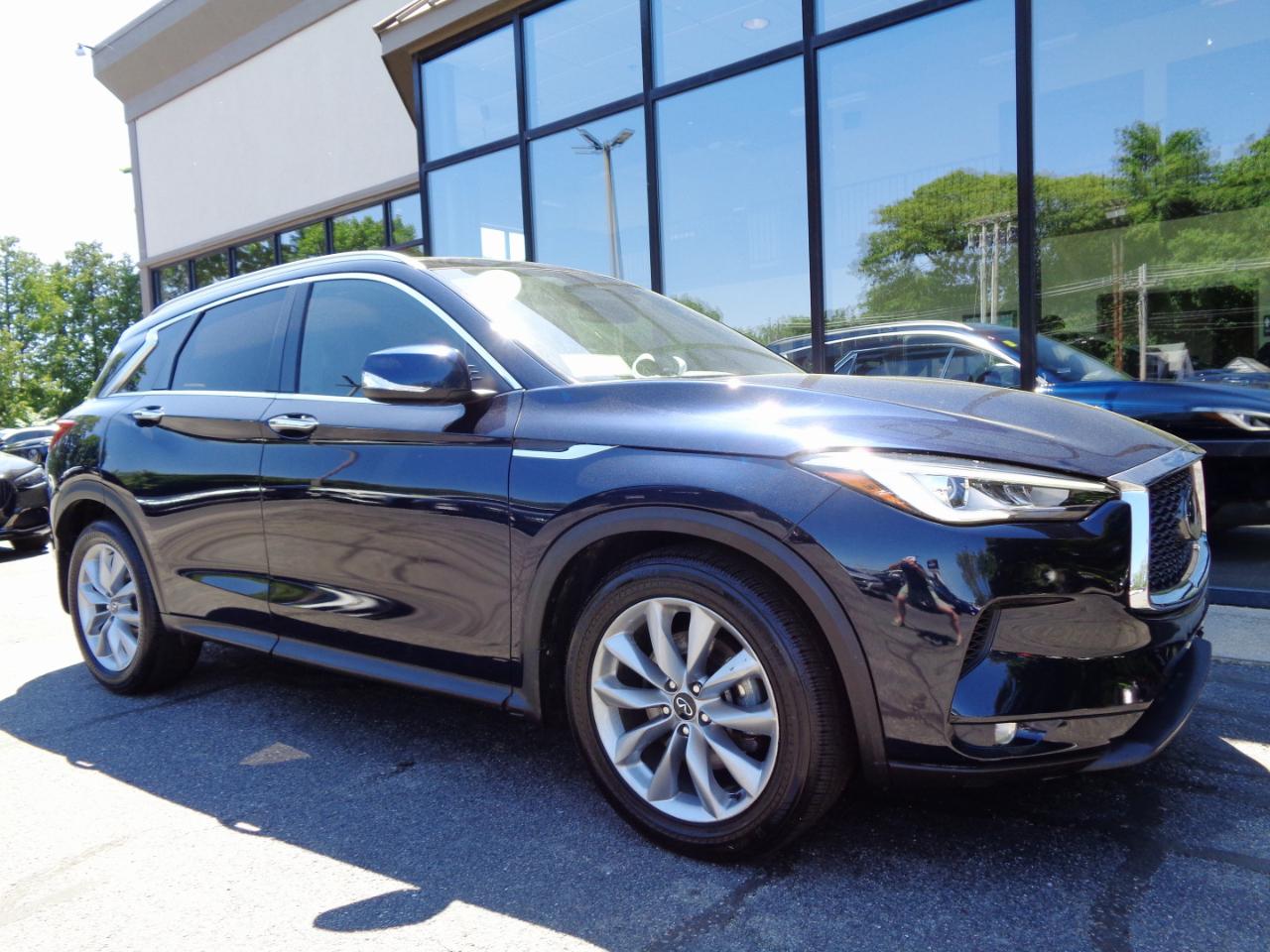 Infiniti QX50 LUXE AWD 2021