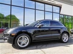 2015 Porsche Macan 