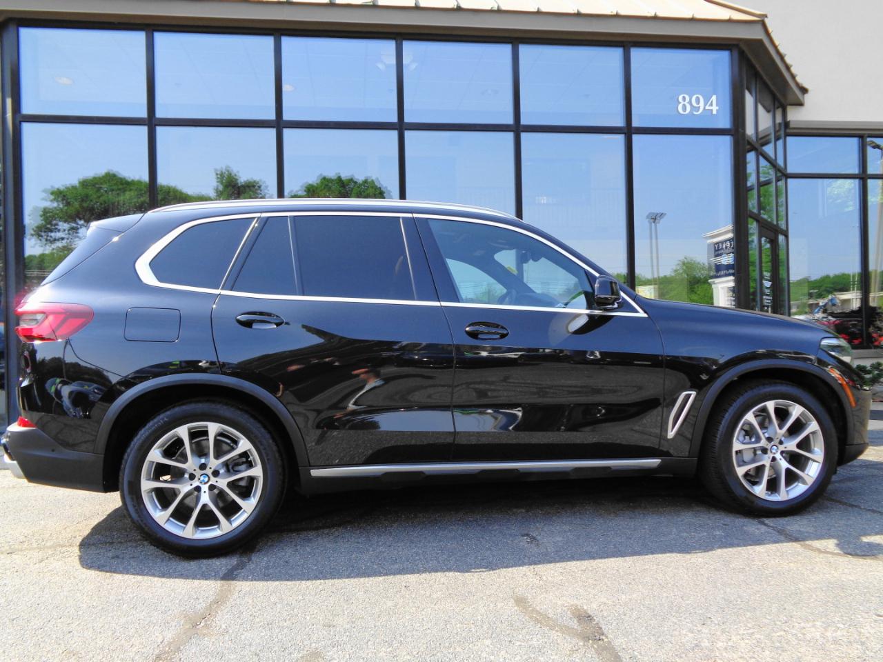 BMW X5 xDrive40i Sports Activity Vehicle 2022