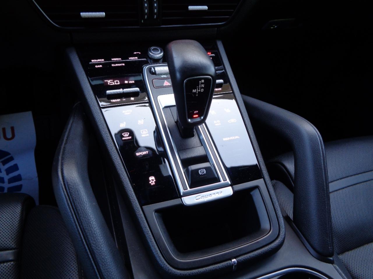 Porsche Cayenne AWD 2019