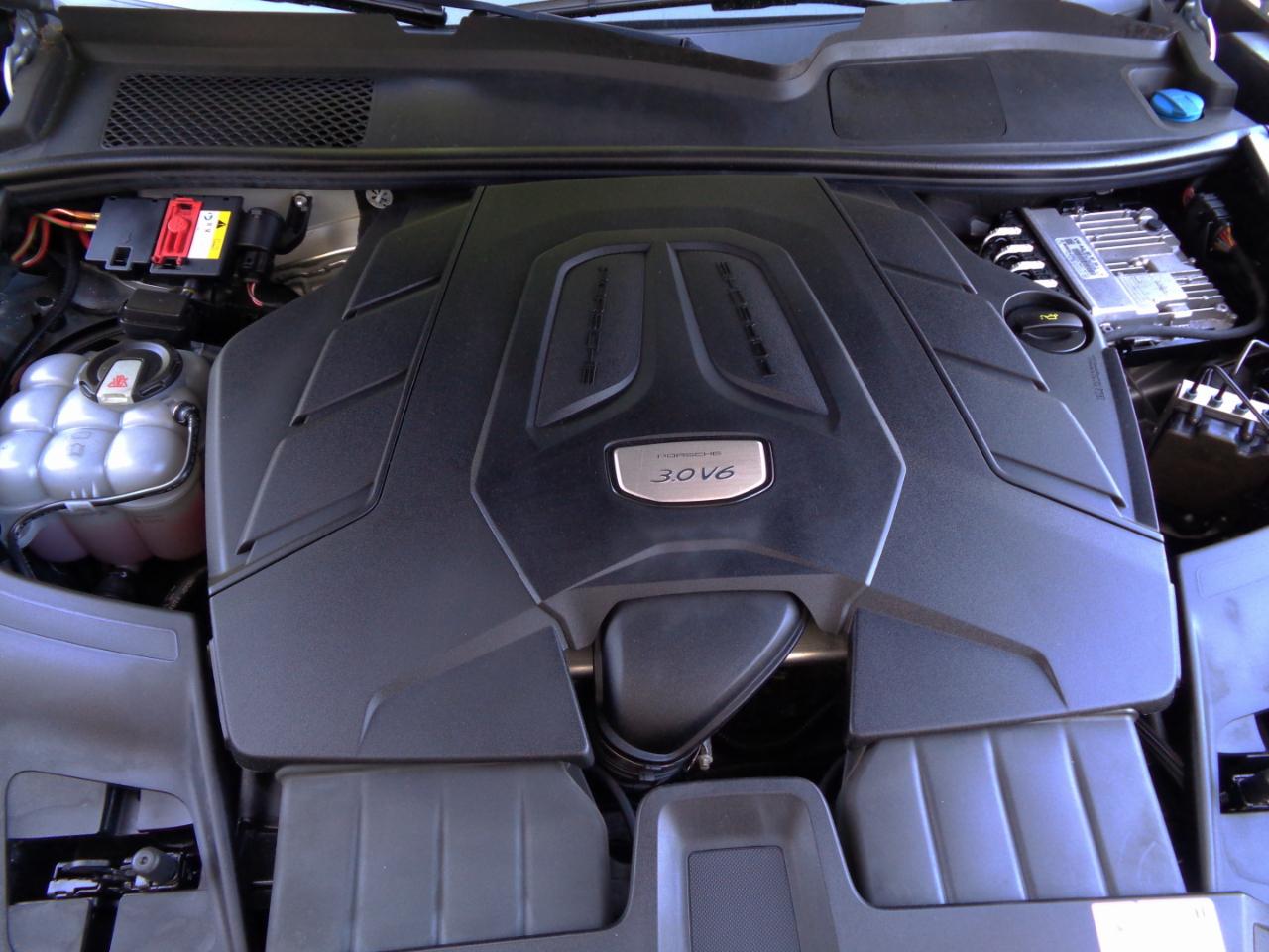 Porsche Cayenne AWD 2019