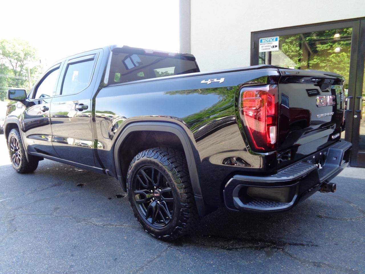 GMC Sierra 1500 4WD Crew Cab 147" Elevation w/3SB 2021