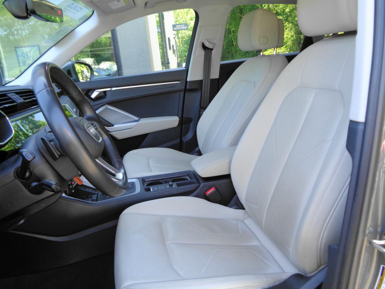 Audi Q3 S line Premium Plus 45 TFSI quattro 2023