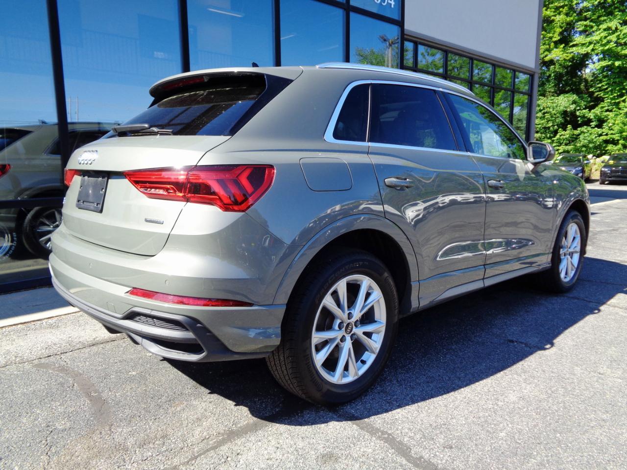 Audi Q3 S line Premium Plus 45 TFSI quattro 2023