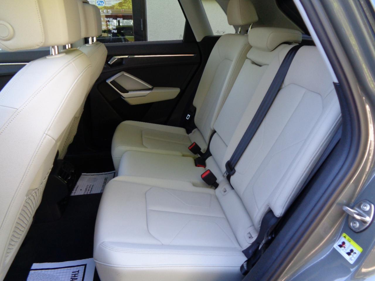 Audi Q3 S line Premium Plus 45 TFSI quattro 2023
