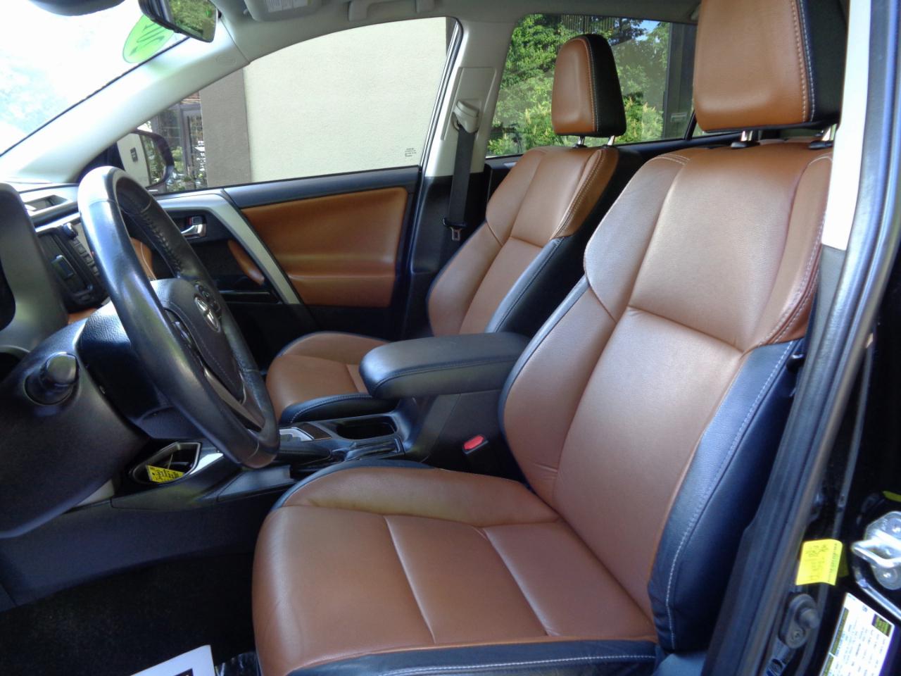 Toyota RAV4 Limited AWD (Natl) 2018