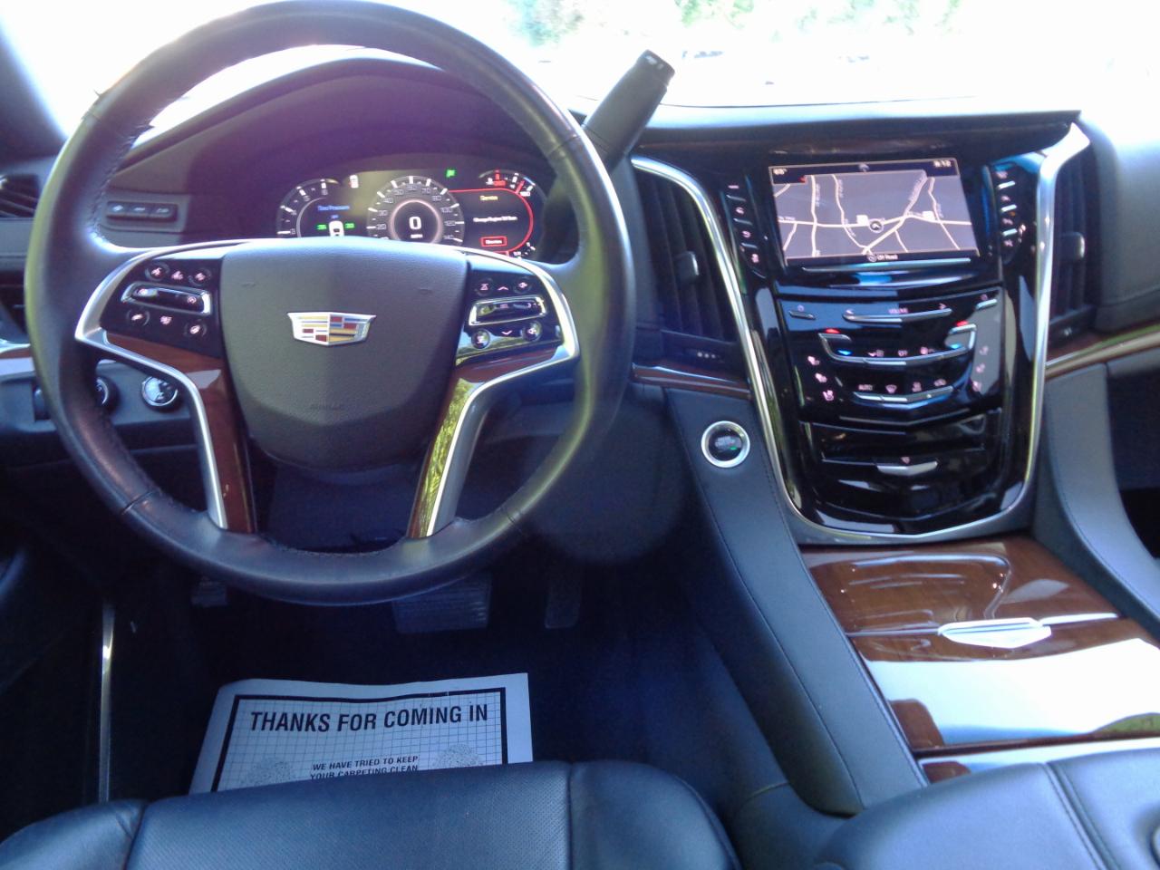 Cadillac Escalade 4WD 4dr Luxury 2019