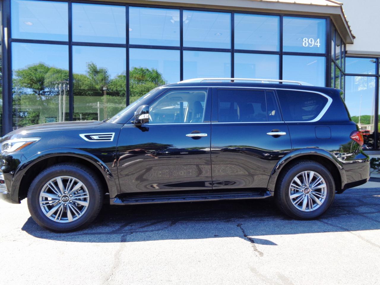 Infiniti QX80 LUXE AWD 2024