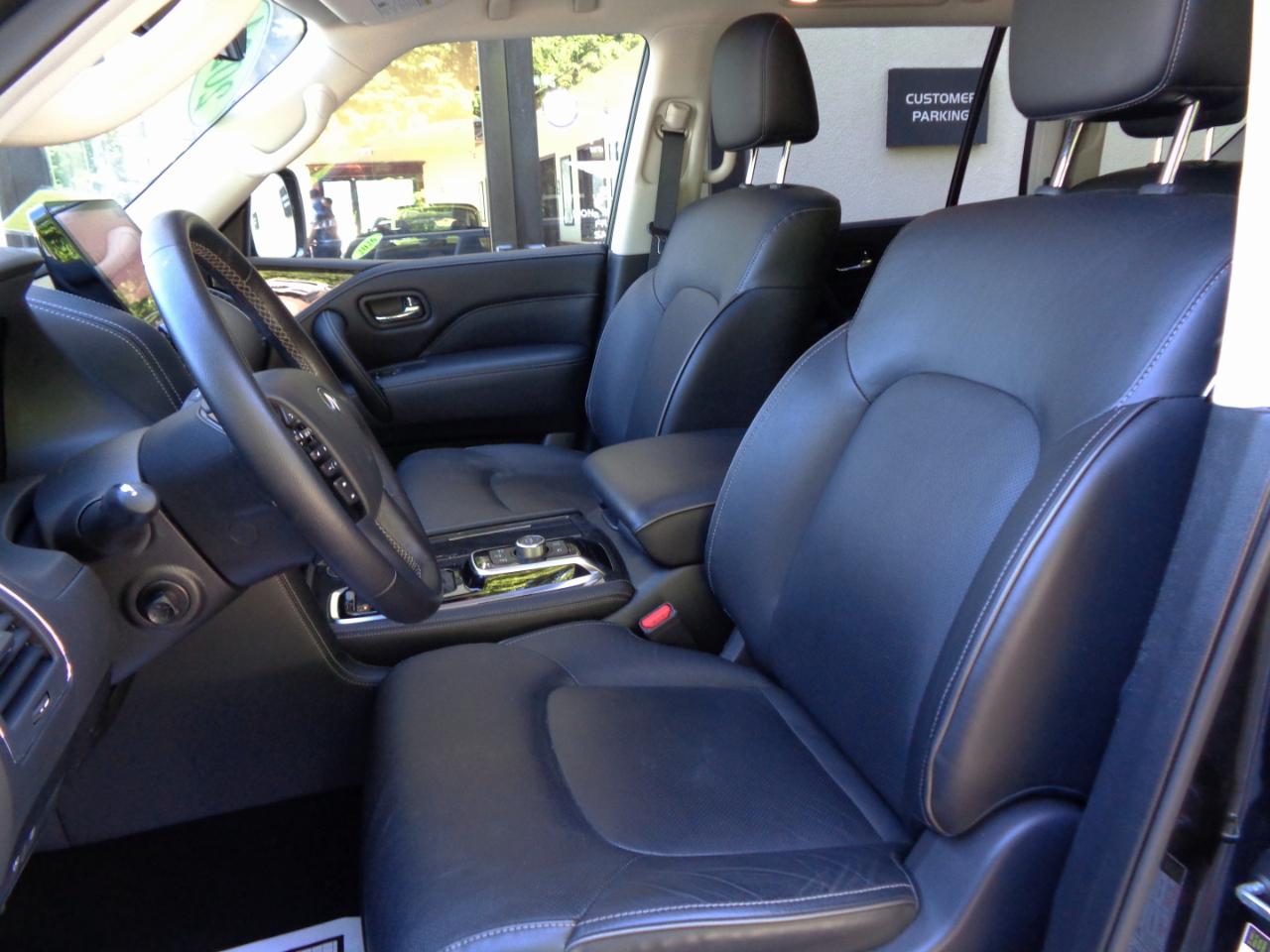 Infiniti QX80 LUXE AWD 2024