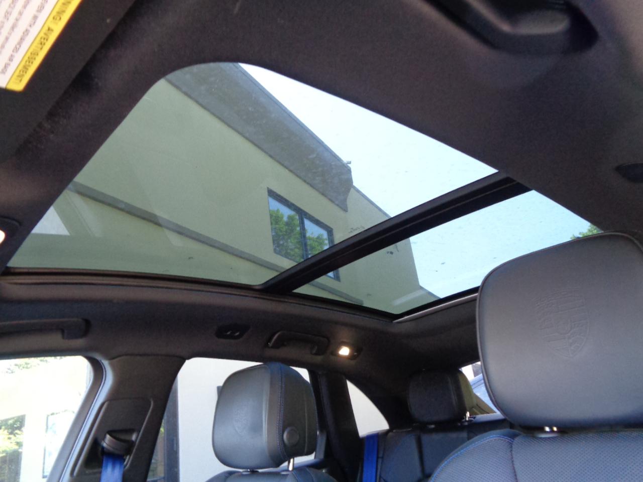 Porsche Macan S AWD 2024