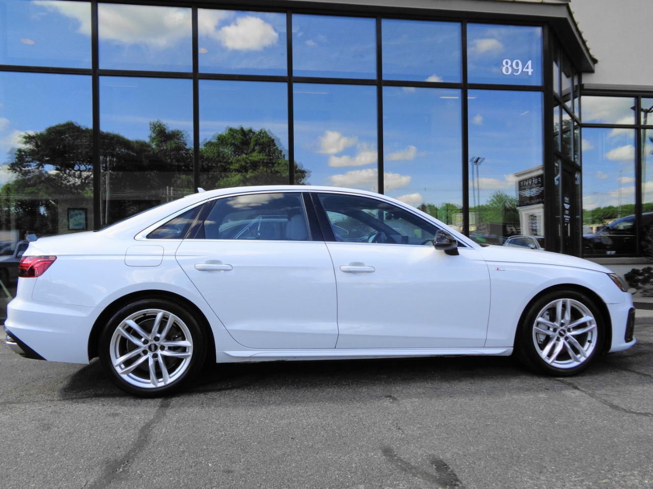 Audi A4 Sedan Premium Plus 45 TFSI quattro 2020