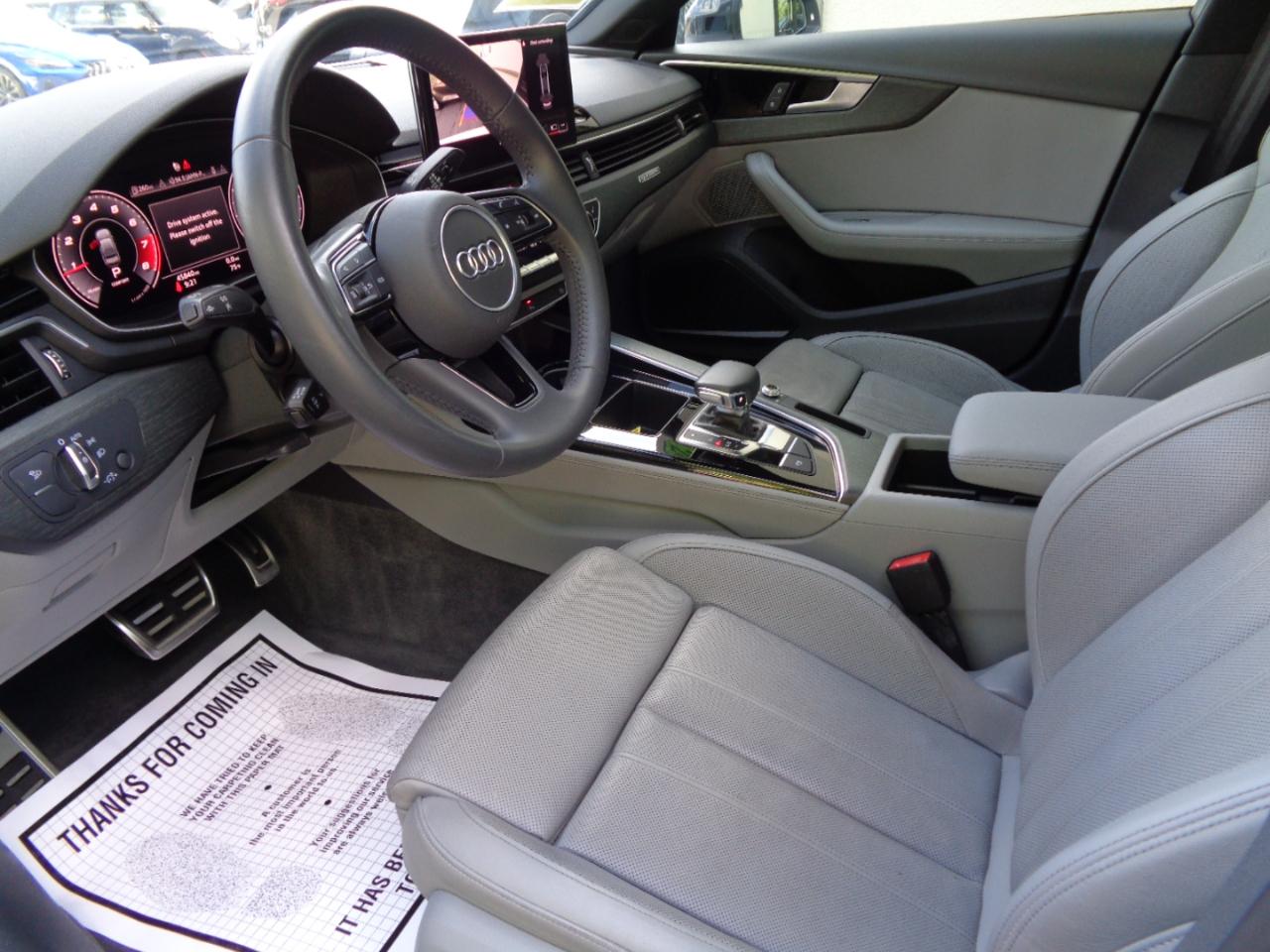 Audi A4 Sedan Premium Plus 45 TFSI quattro 2020