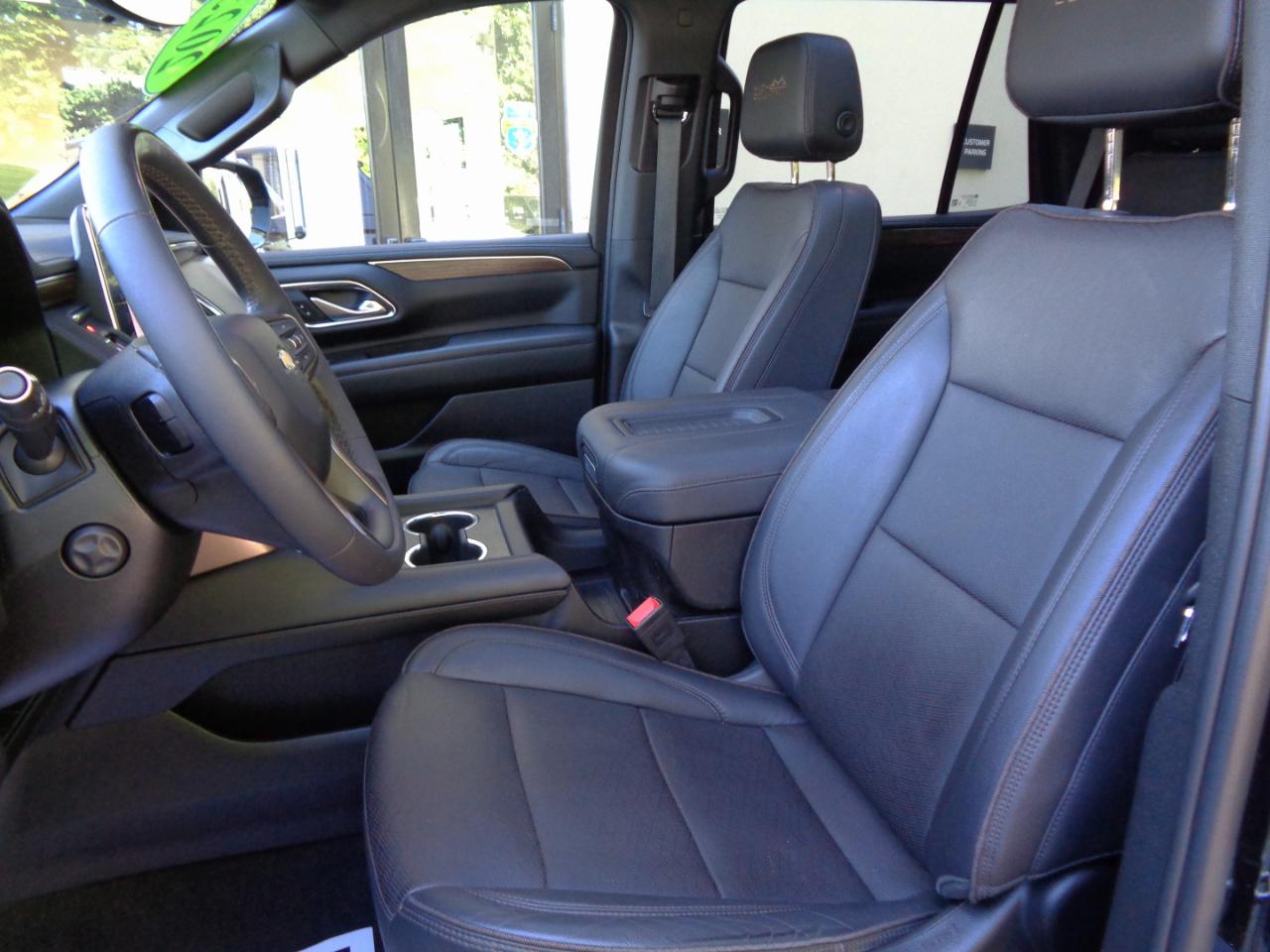 Chevrolet Tahoe 4WD 4dr High Country 2023