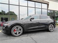 2023 Maserati Levante 