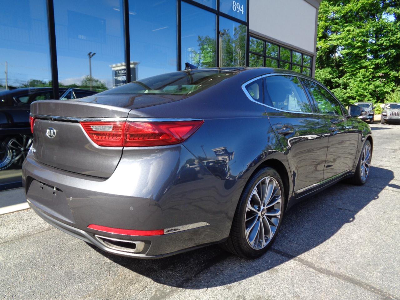 Kia Cadenza Technology Sedan 2019
