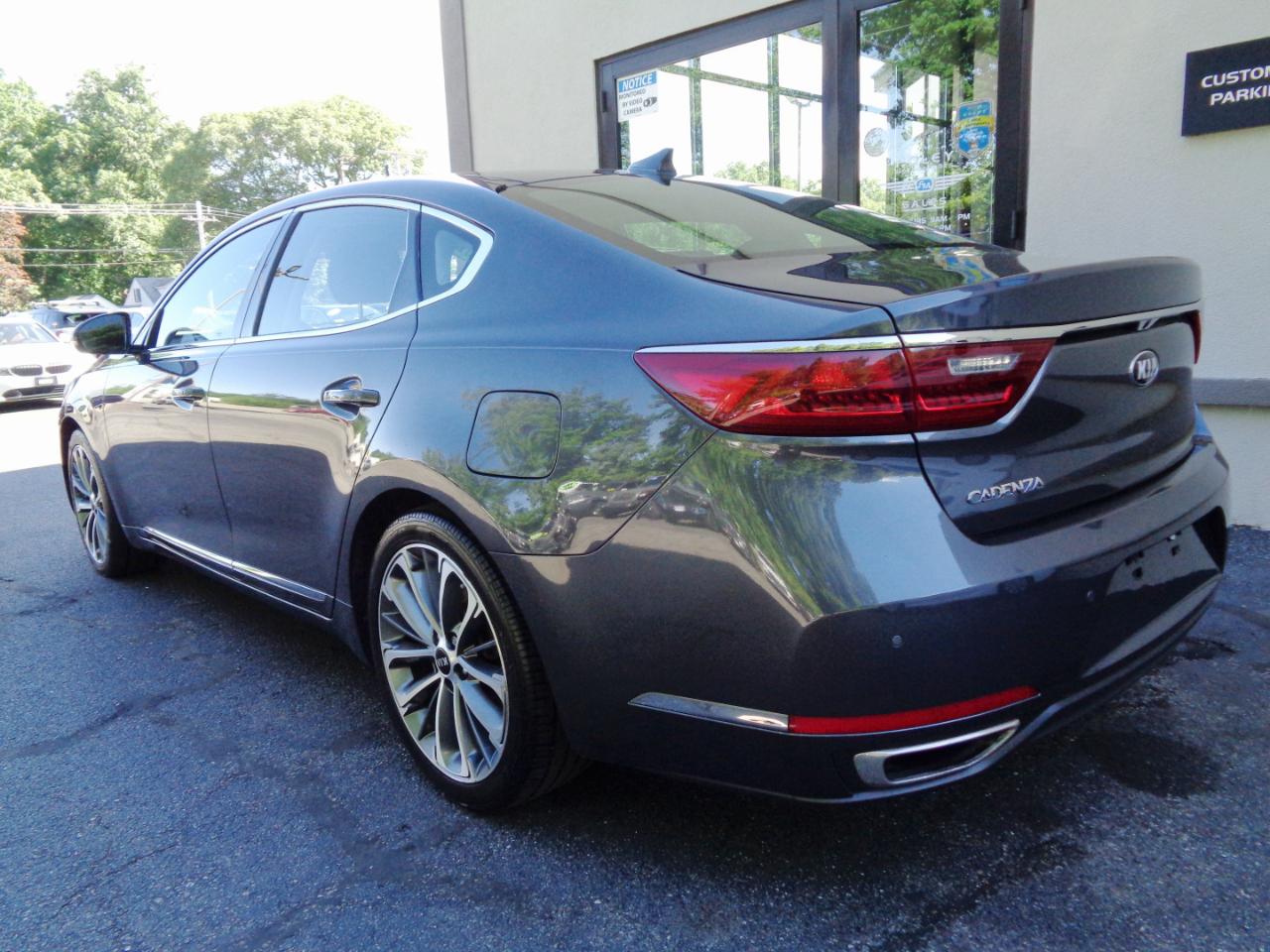 Kia Cadenza Technology Sedan 2019