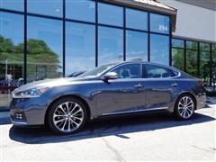 2019 Kia Cadenza 