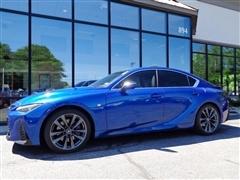 2021 Lexus IS 