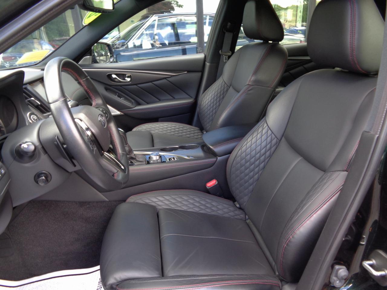 Infiniti Q50 Red Sport 400 AWD 2023