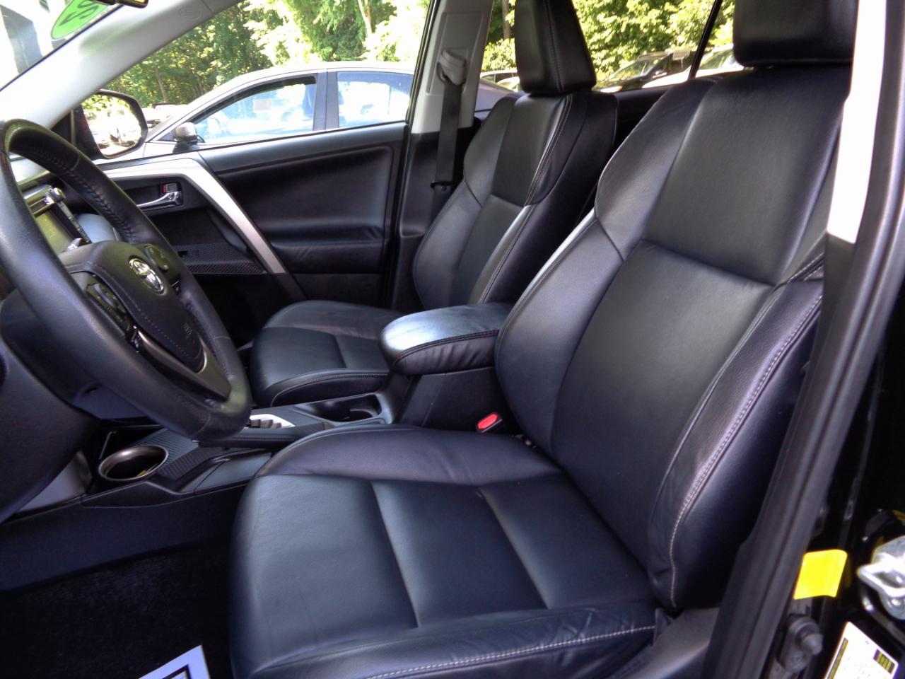 Toyota RAV4 AWD 4dr Limited (Natl) 2015
