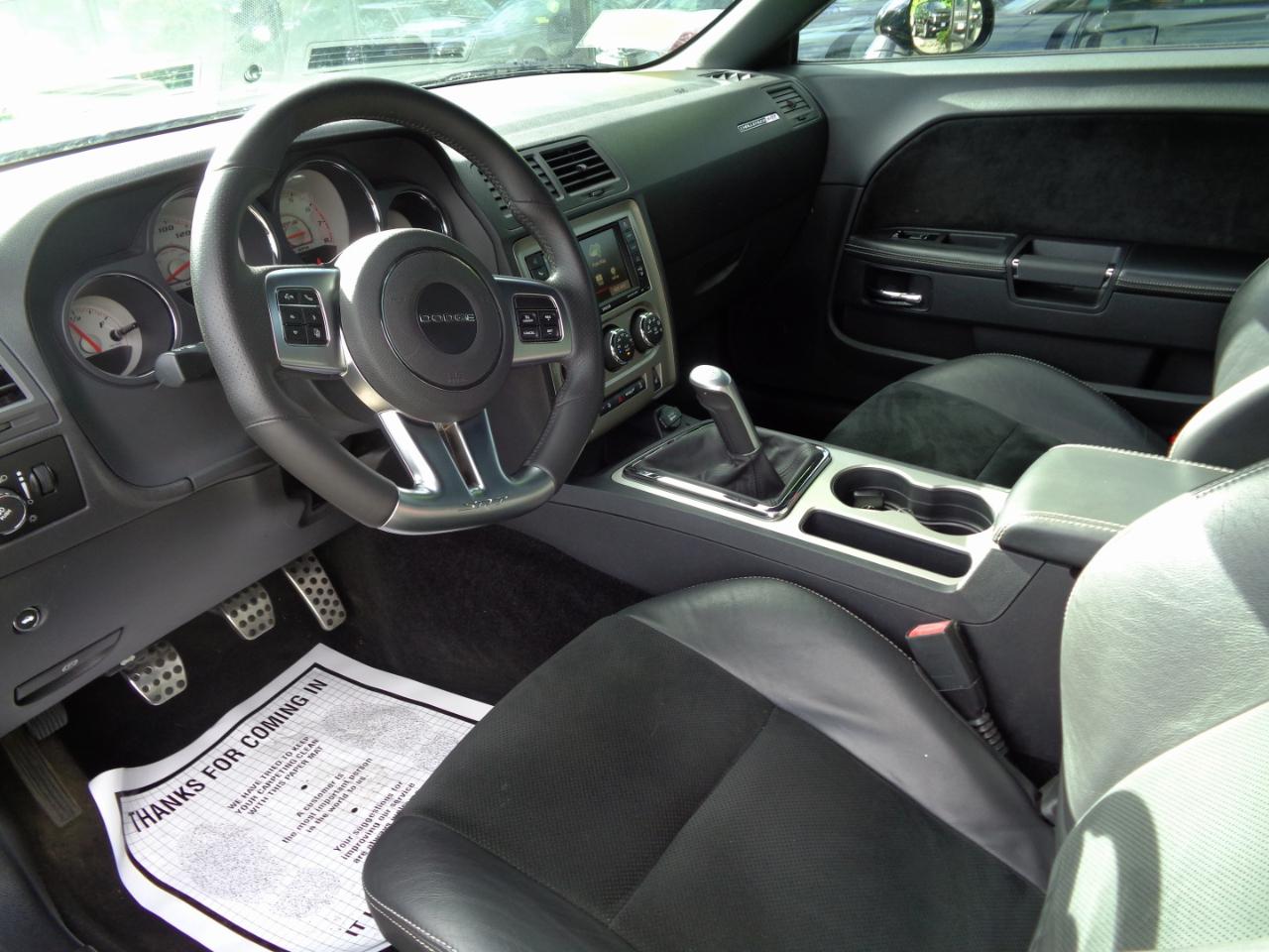 Dodge Challenger 2dr Cpe SRT8 2013