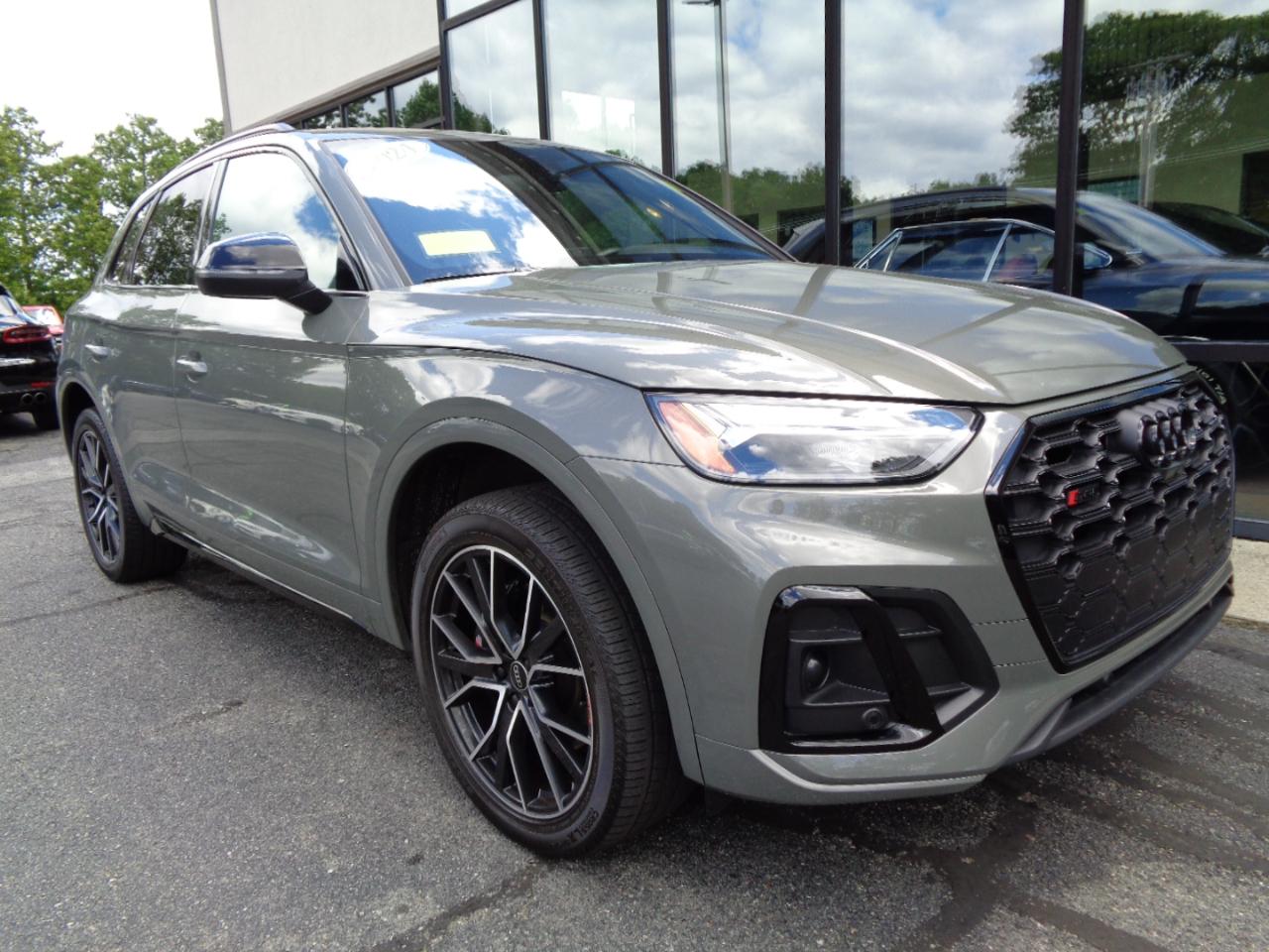 Audi SQ5 Premium Plus 3.0 TFSI quattro 2024