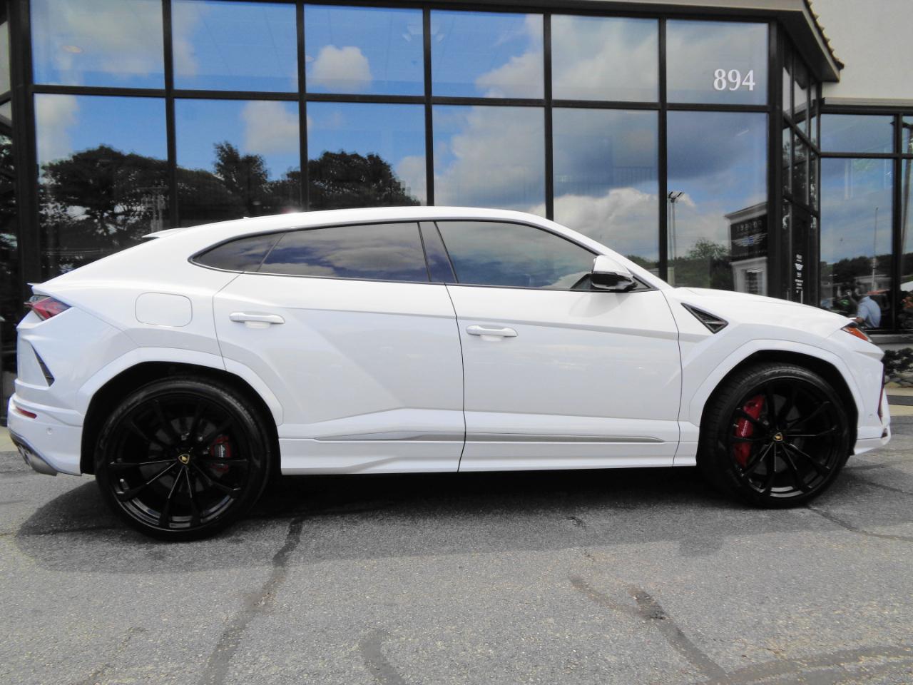 Lamborghini Urus AWD 2020