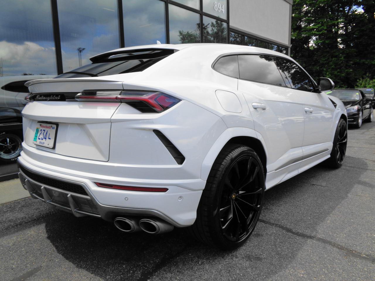 Lamborghini Urus AWD 2020