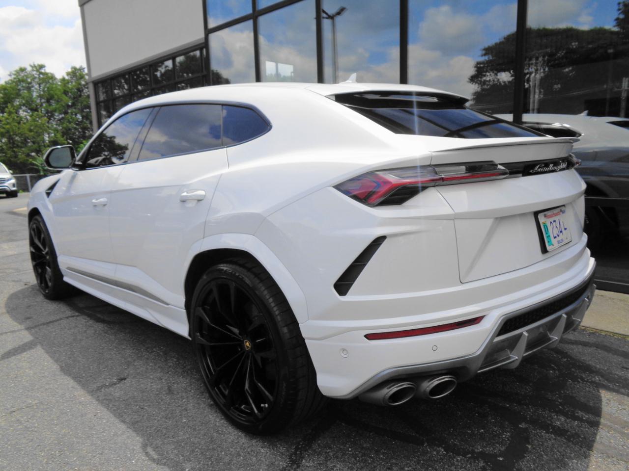 Lamborghini Urus AWD 2020