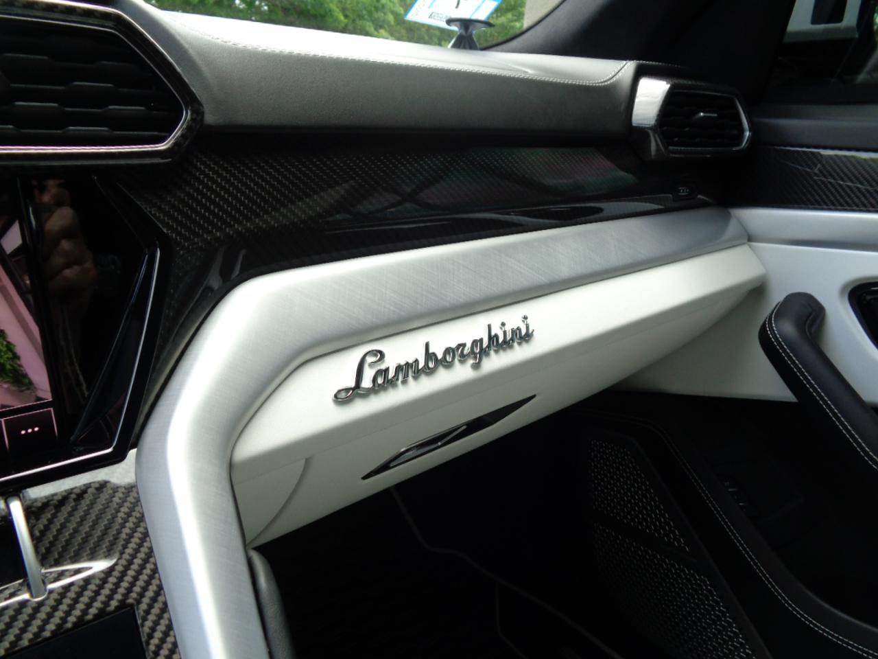 Lamborghini Urus AWD 2020