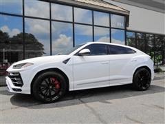 2020 Lamborghini Urus 